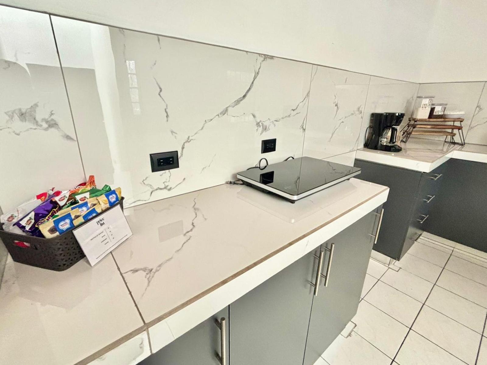Charming House 5 Min Airport With Ac Alajuela